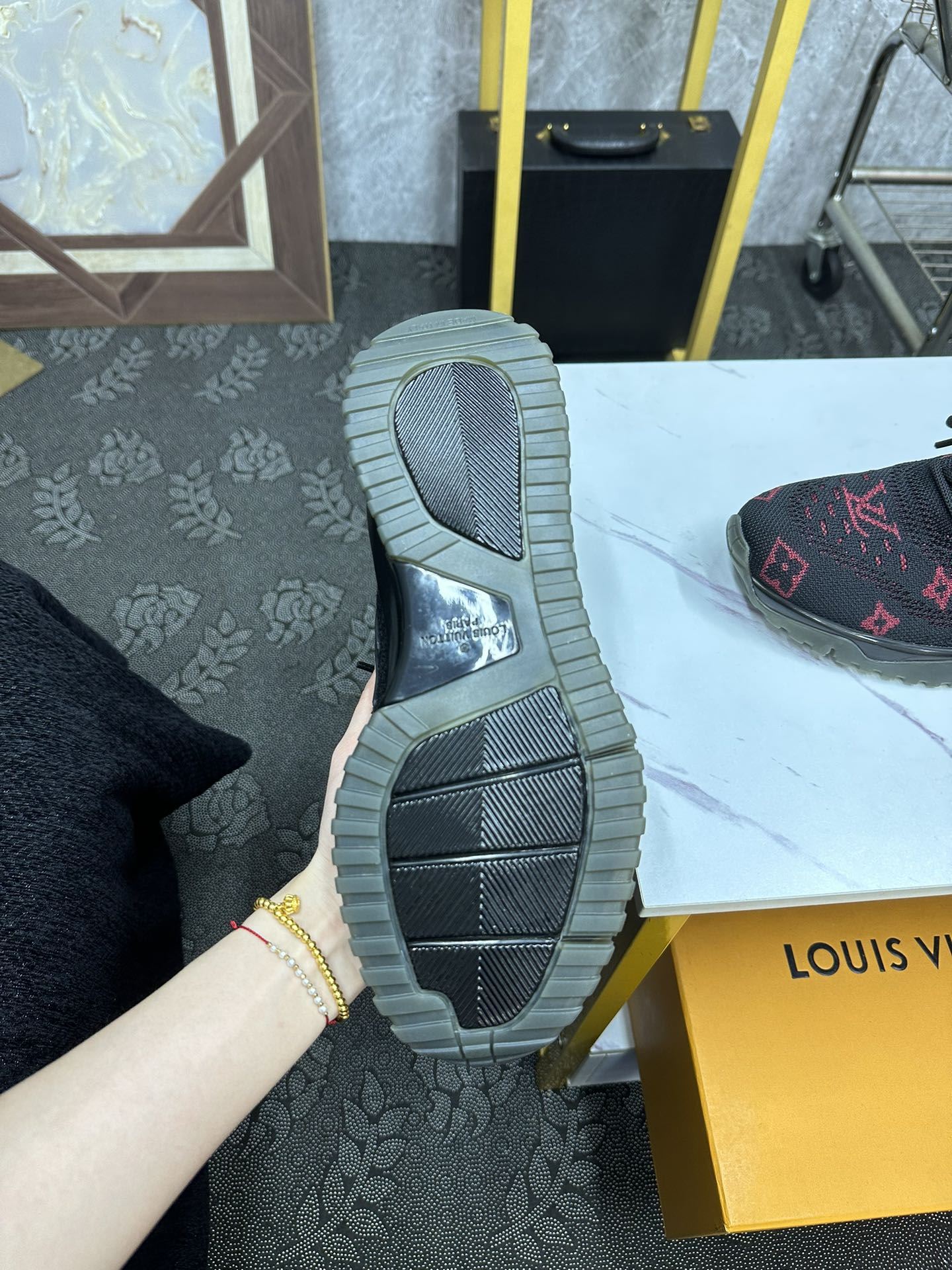 Louis Vuitton Low Shoes